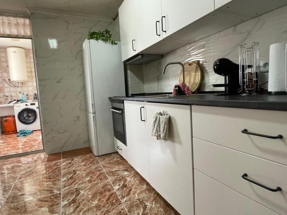 Appartement Piso Grande Amplio Grandes Grupos 4 2 Banos,asc 4ac Y Wifi Alicante